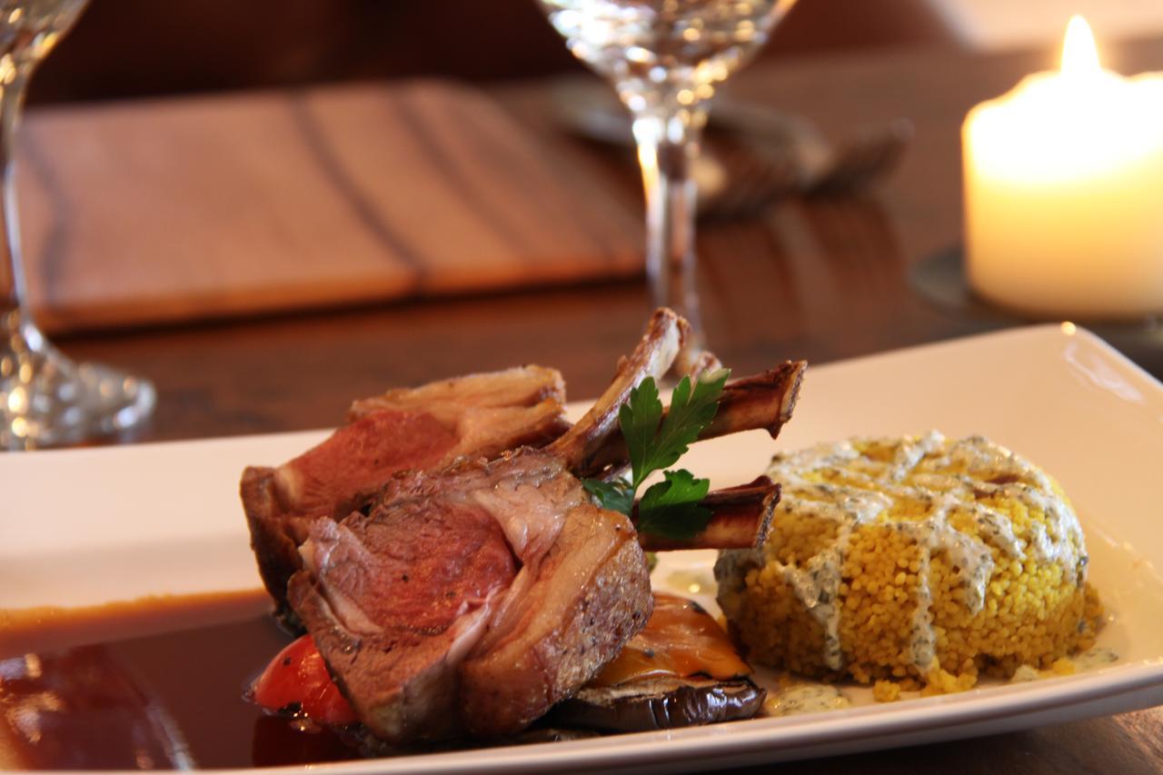Отель The Bear'S Paw Warmingham Экстерьер фото Rack of lamb